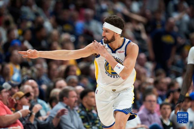 独行侠神奇逆转灰熊晋级 KD伤退太阳轻取马刺