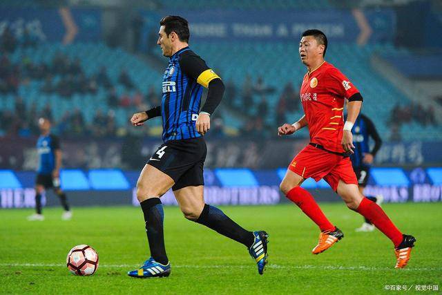 琼斯33+19+9新疆胜北控 王岚嵚28分同曦胜深圳